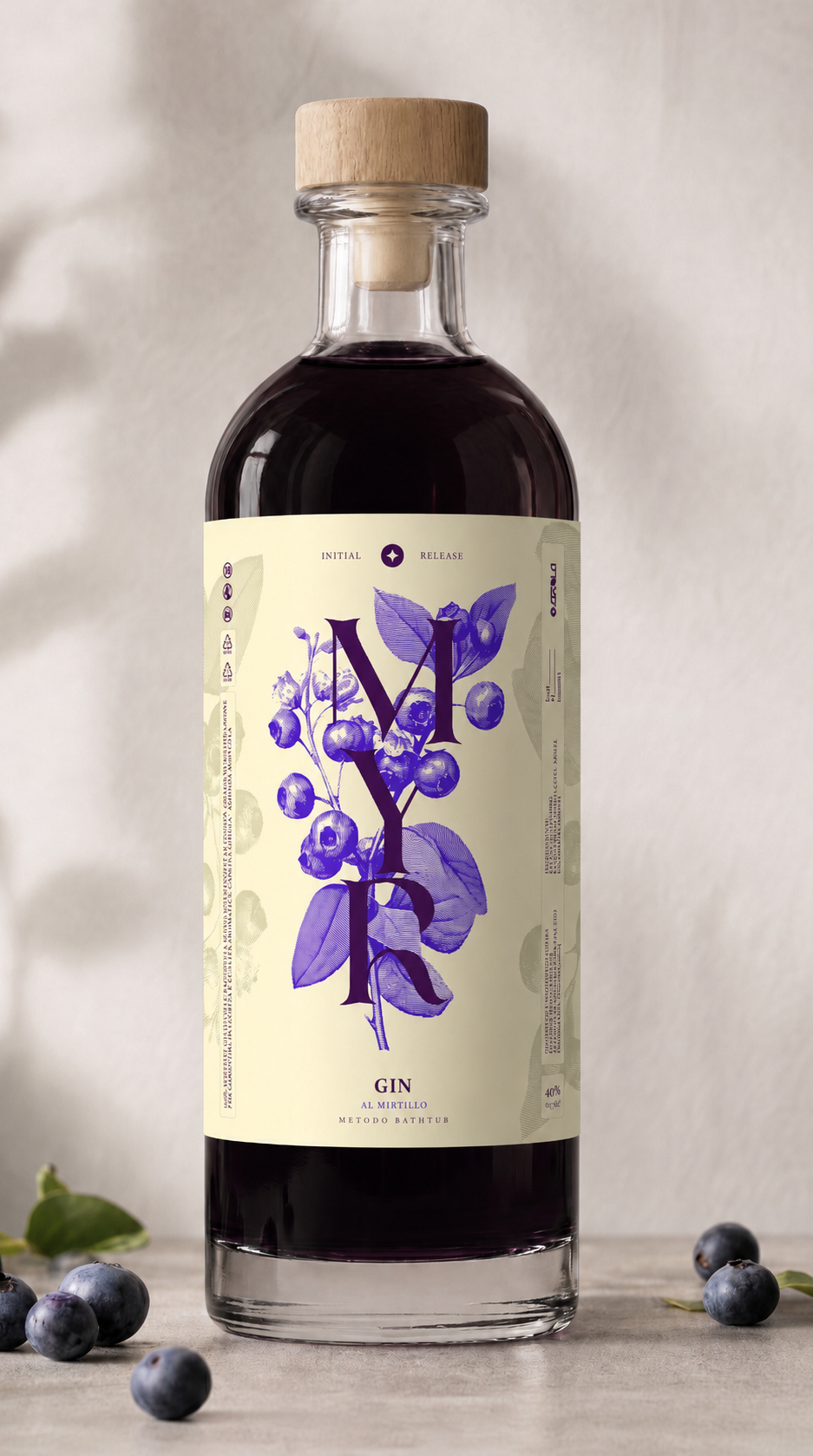 Bottiglia MYR Gin al mirtillo